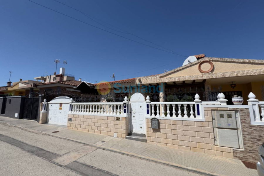 Resale - Villa - Benijofar