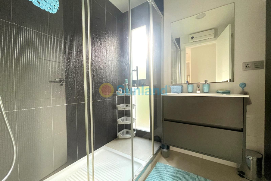 Segunda mano - Chalet - Ciudad Quesada - Pueblo Bravo