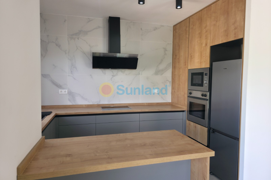 Вторичка - Bилла - Ciudad Quesada