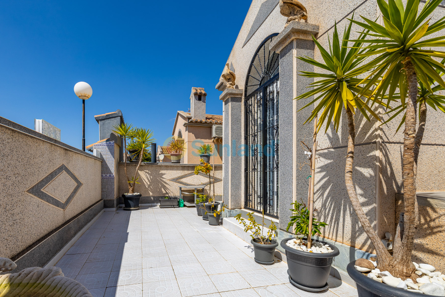 Segunda mano - Casa de Pueblo - Torrevieja - Torreta - florida