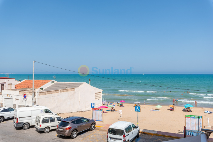 Resale - Apartment - Guardamar del Segura - 