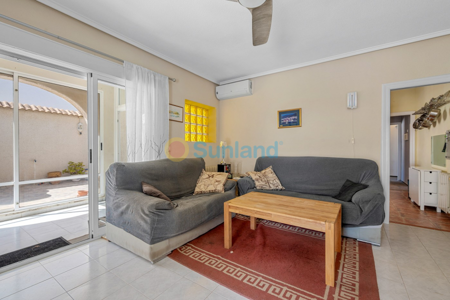 Resale - Villa - Ciudad Quesada - Rojales