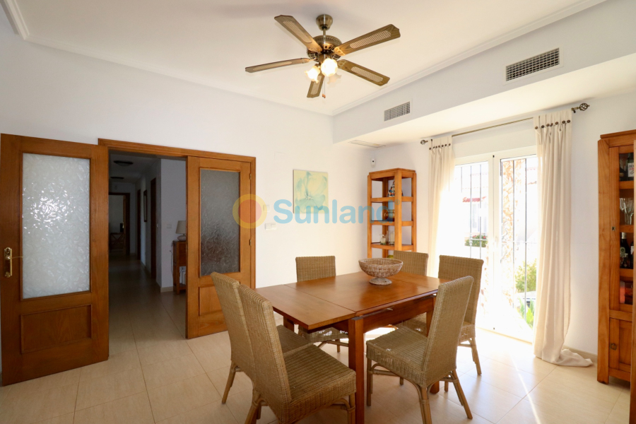 Använda fastigheter - Country house - Catral