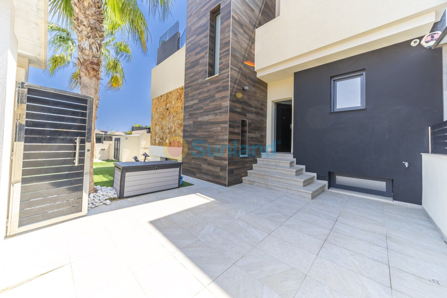 Brukte eiendommer - Villa - Orihuela Costa - Lomas De Cabo Roig