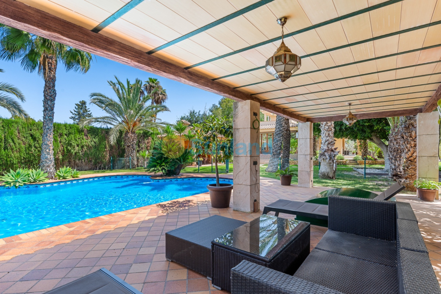 Resale - Villa - Elche - 