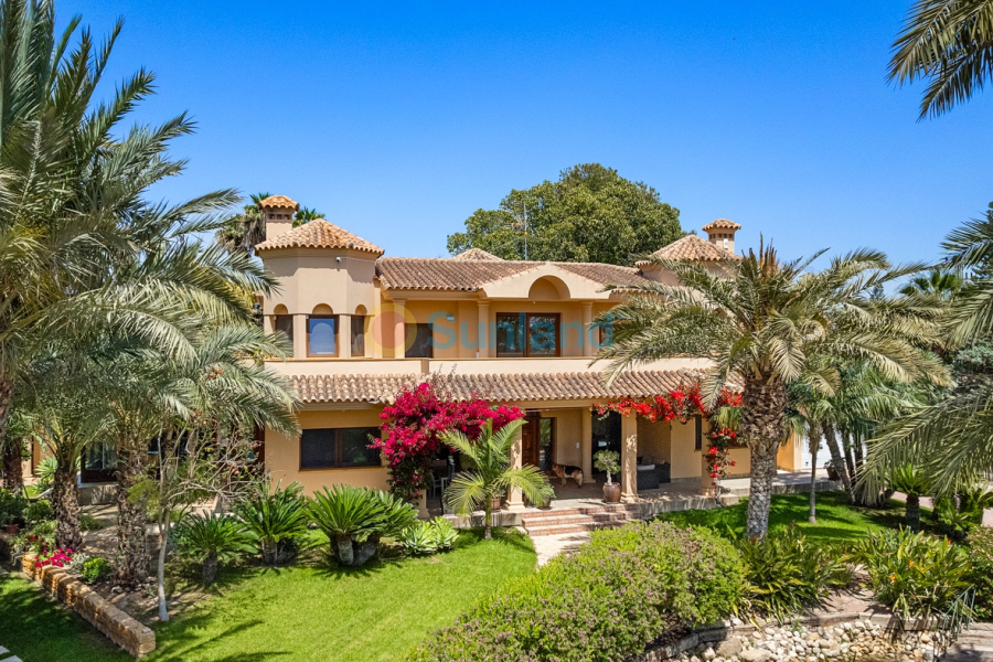 Resale - Villa - Elche - 