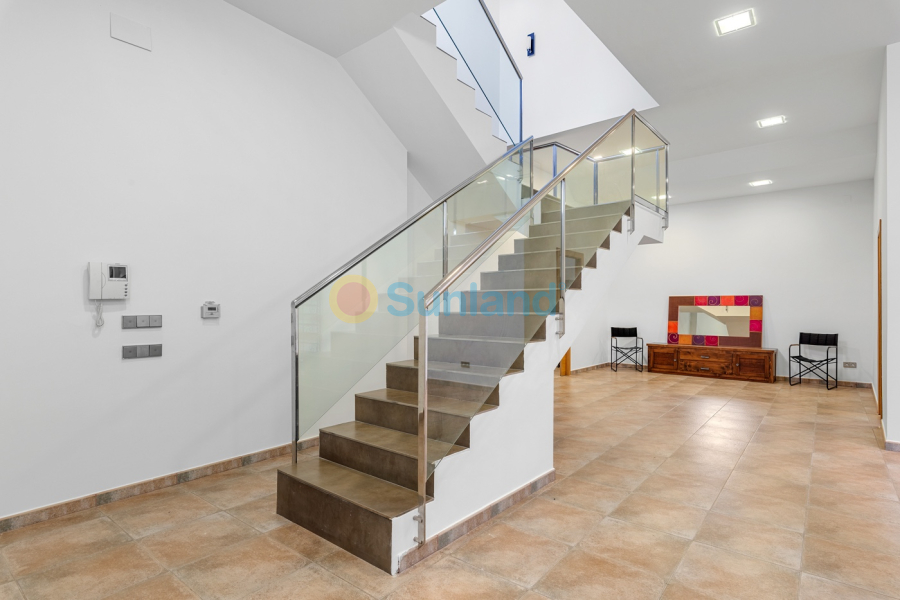 Resale - Villa - Elche/Elx