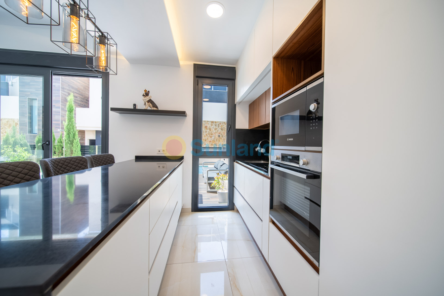 Använda fastigheter - Villa - Orihuela Costa - Lomas De Cabo Roig