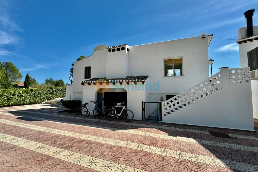 Segunda mano - Country house - Castalla