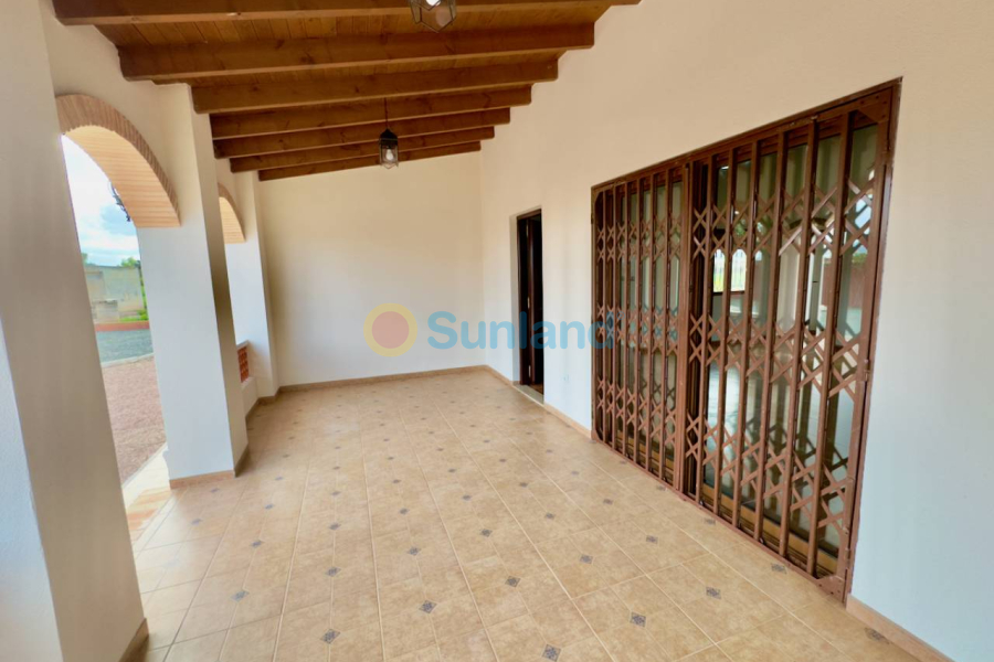 Resale - Country house - Orihuela
