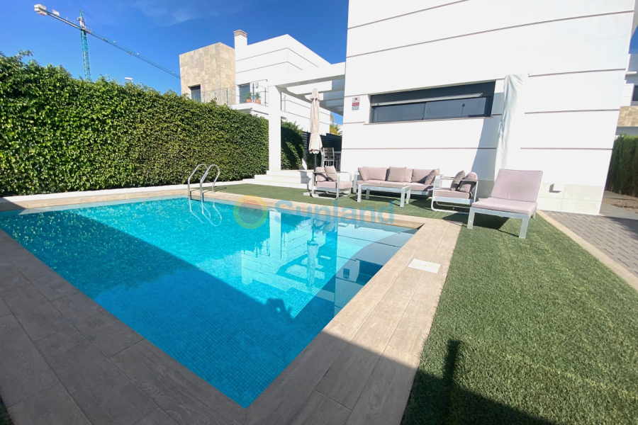 Brukte eiendommer - Detached Villa - Ciudad Quesada - Doña Pepa