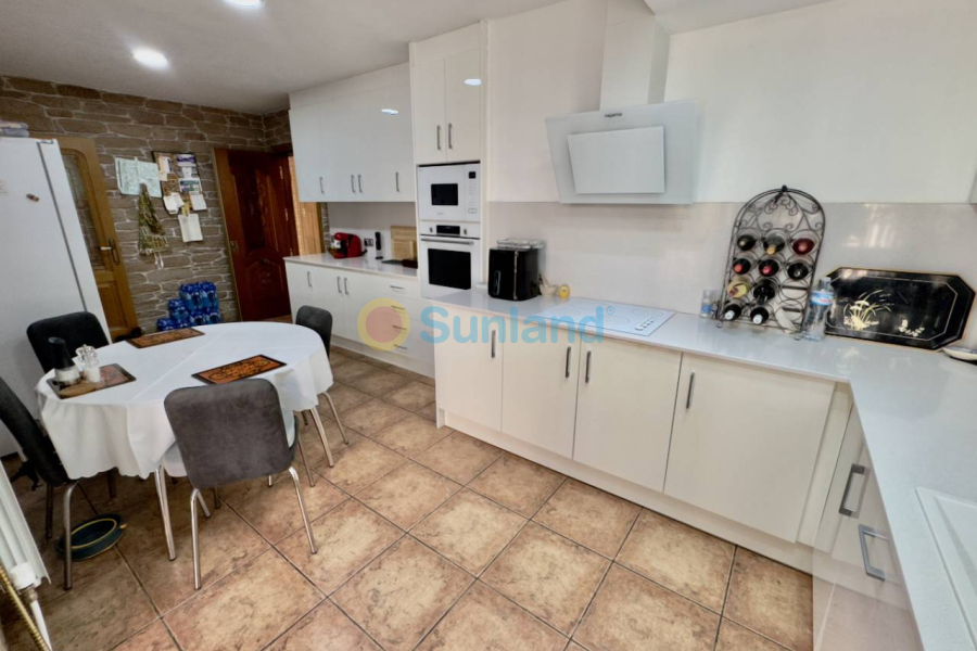 Resale - Villa - Benijofar