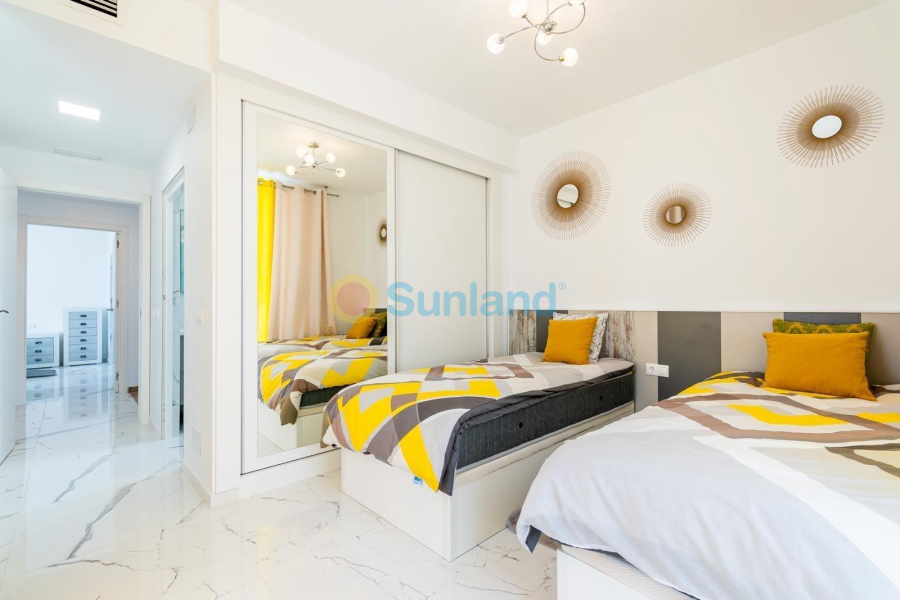 Nueva construcción  - Chalet - Orihuela Costa - PAU 26