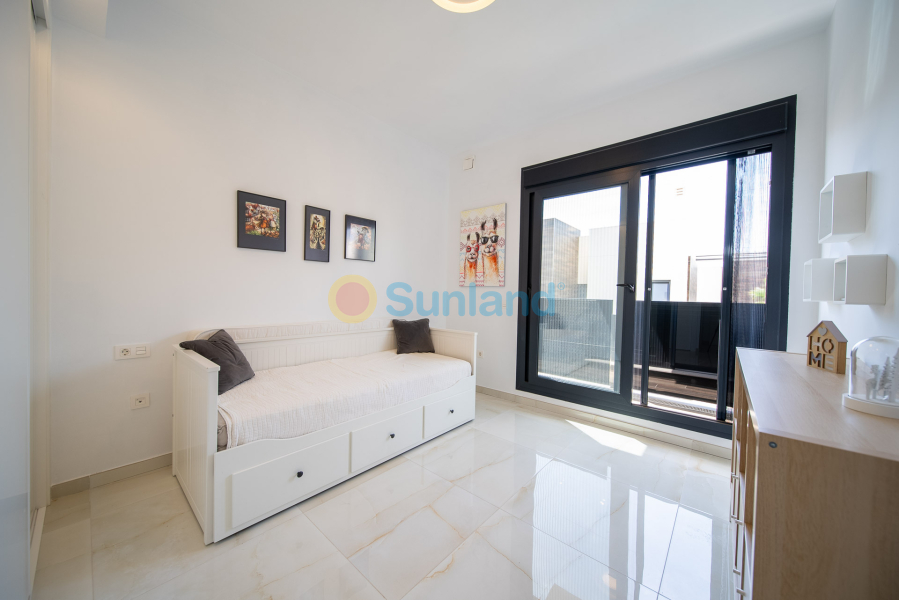 Använda fastigheter - Villa - Orihuela Costa - Lomas De Cabo Roig