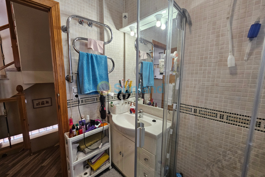 Använda fastigheter - Villa - Los Altos - Royal Park