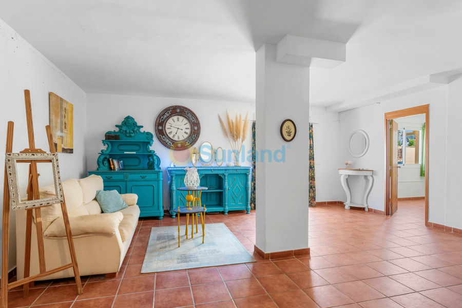 Resale - Villa - Alfas del Pi - Alfas Del Pi