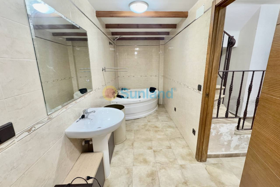 Resale - Villa - Guardamar del Segura - 