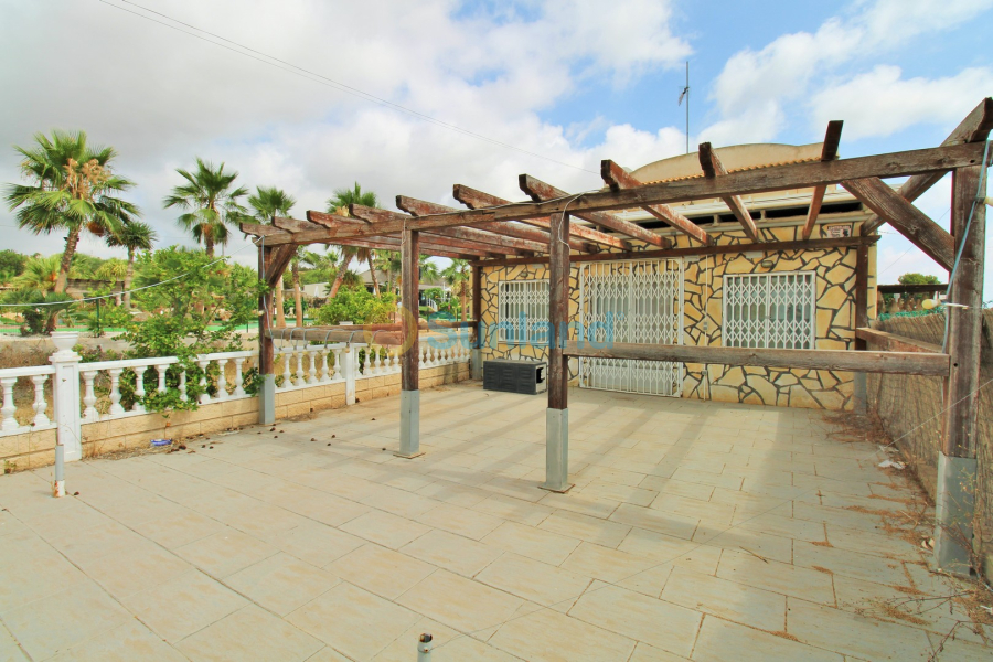 Resale - Commercial - Villamartin