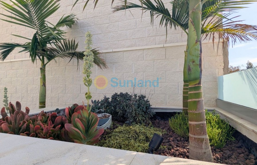 Resale - Detached Villa - Benijofar