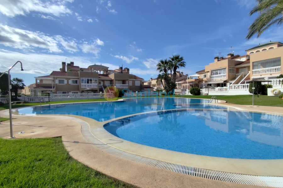 Resale - Apartment - Orihuela Costa