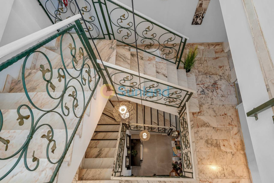 Segunda mano - Country house - Los Montesinos