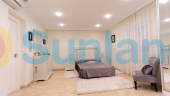 Resale - Villa - Torrevieja - 