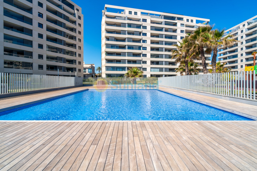 Resale - Apartment - Torrevieja - Punta Prima