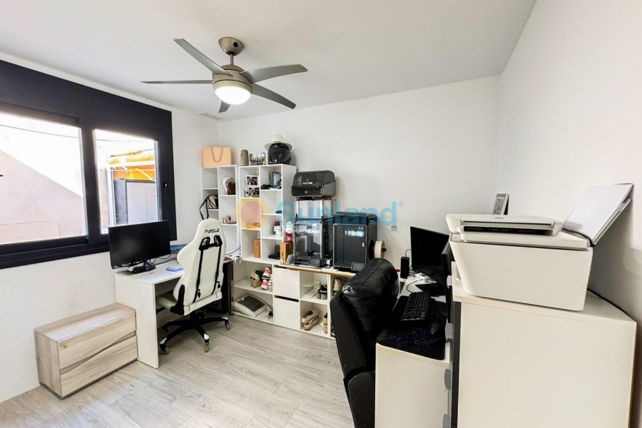 Resale - Townhouse - Orihuela costa - 