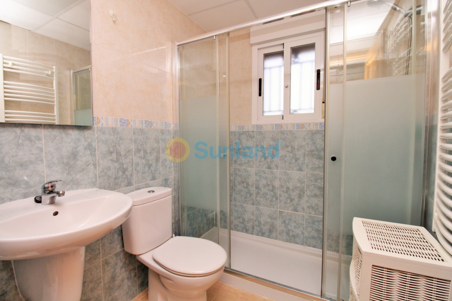 Använda fastigheter - Villa - Cabo Roig