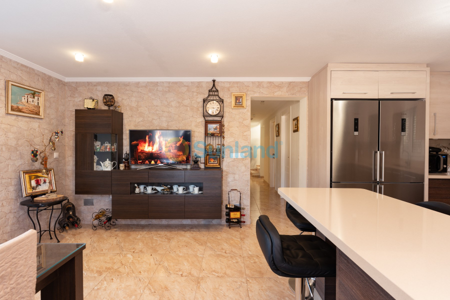 Resale - Villa - Torrevieja - 