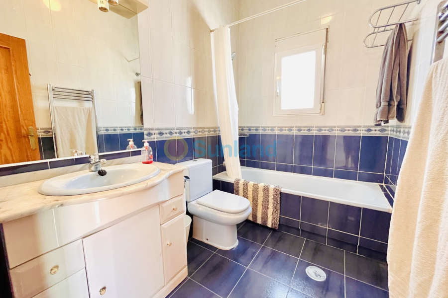 Resale - V - San Miguel De Salinas