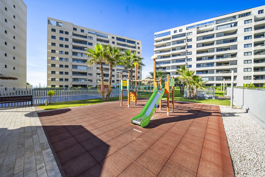 Resale - Apartamento - Torrevieja - Punta Prima