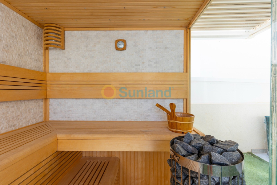 Resale - Villa - Los Montesinos - 