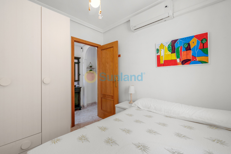 Resale - Apartment - Santa Pola