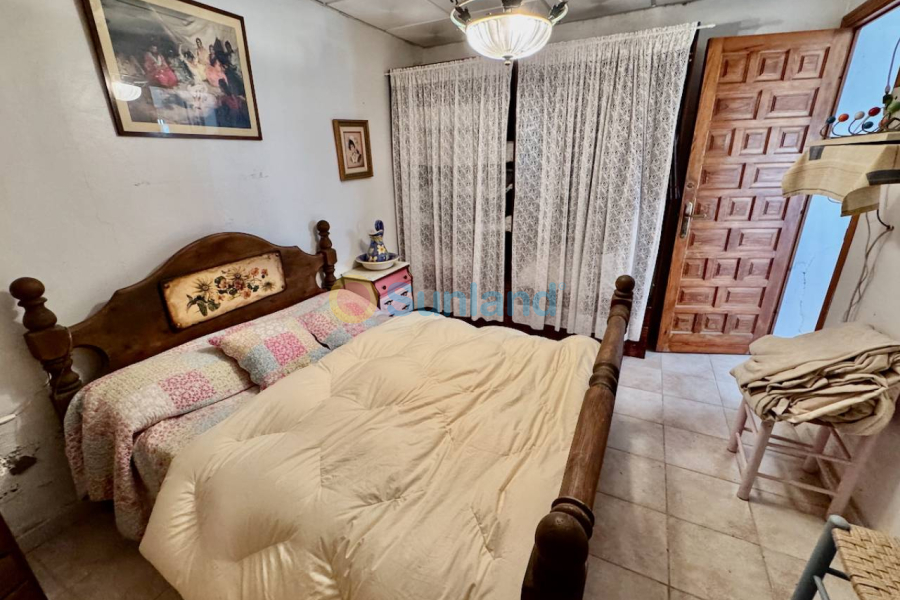 Resale - Country house - Guardamar del Segura - 