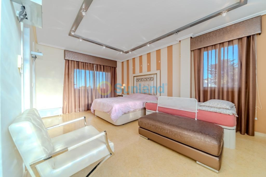 Segunda mano - V - Torrevieja - Torre la mata