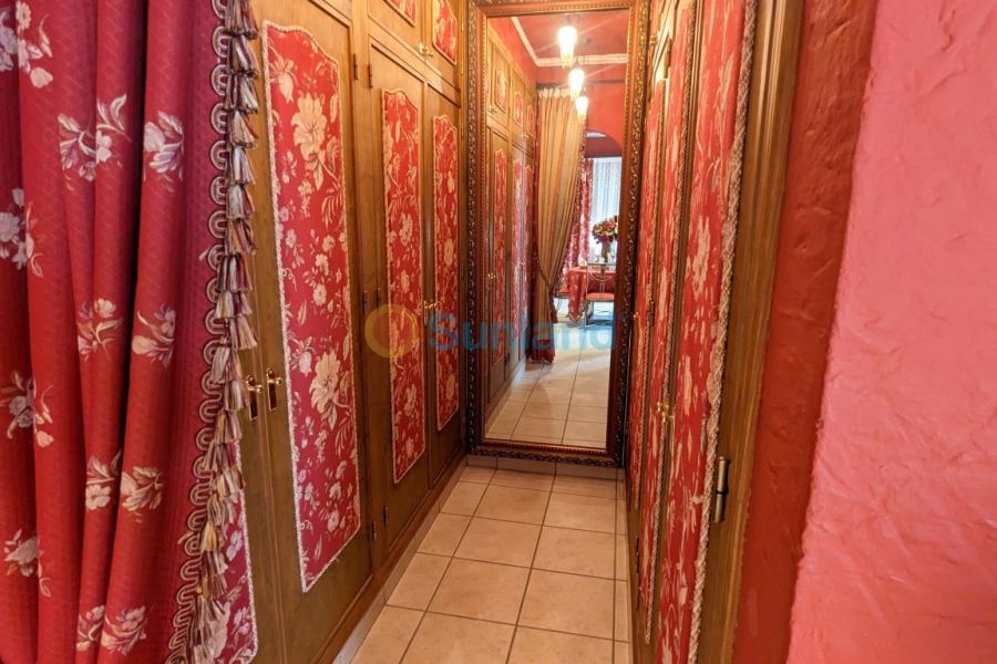 Segunda mano - Detached Villa - Bigastro