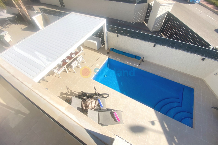 Resale - Semi-detached - Ciudad Quesada - Pueblo Bravo