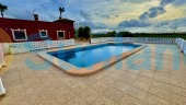 Resale - Country house - Orihuela