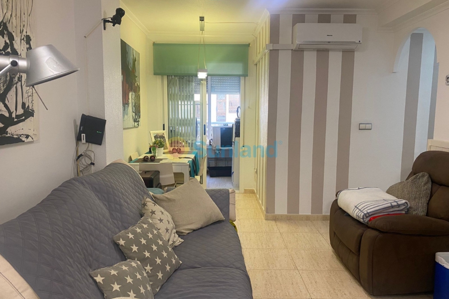 Använda fastigheter - Lägenhet - Elche - La Marina