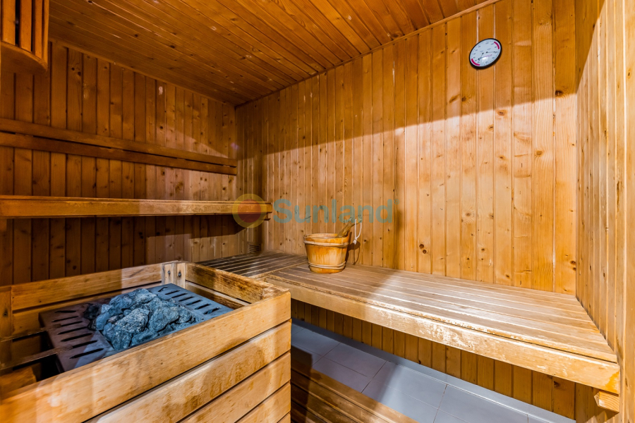 Resale - Apartment - Orihuela Costa - Punta Prima