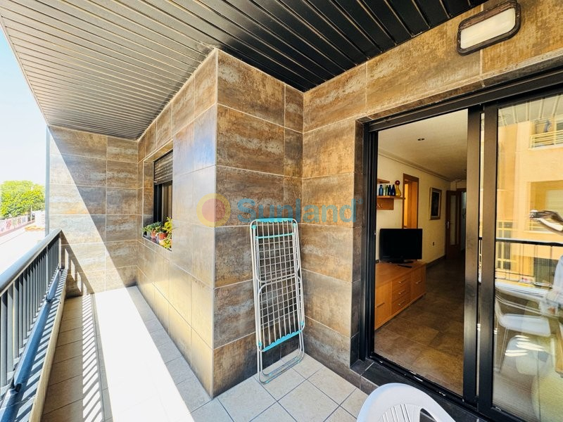 Använda fastigheter - Lägenhet - La Mata