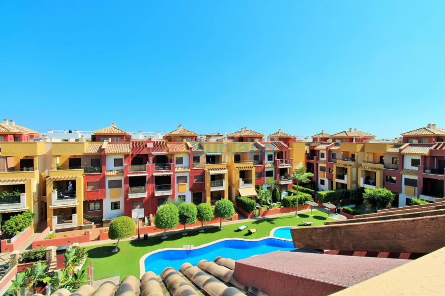 Resale - Apartment - Cabo Roig
