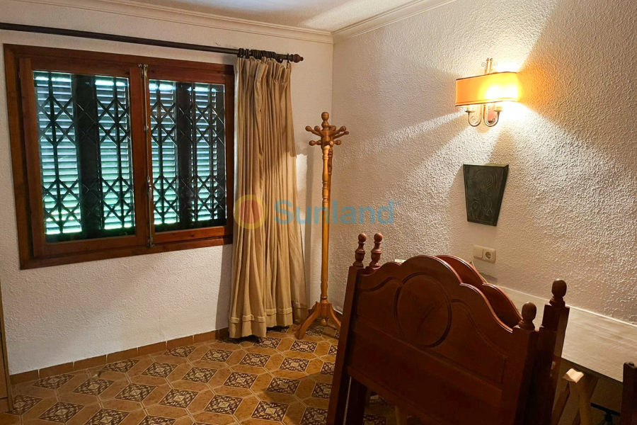 Вторичка - Bилла - Orihuela Costa - Punta Prima