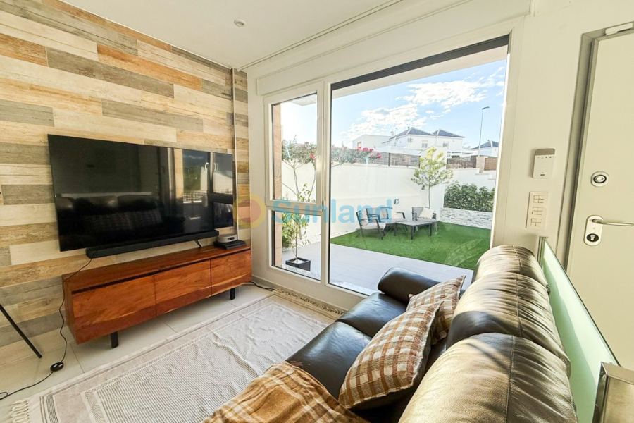 Brukte eiendommer - Villa - Torrevieja - Los Balcones