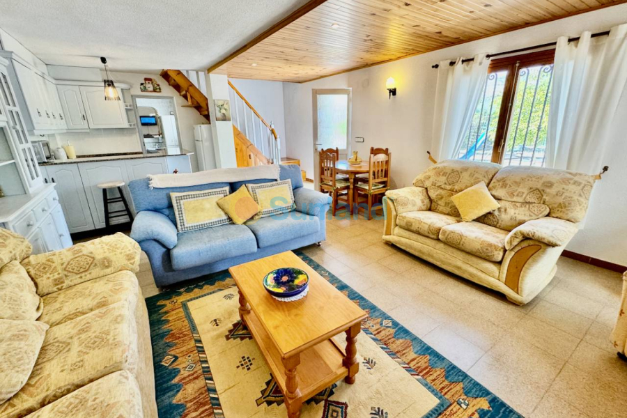 Segunda mano - Country house - Castalla