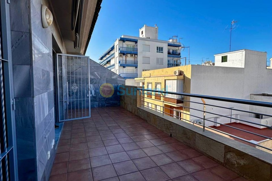 Resale - Apartment - Torrevieja