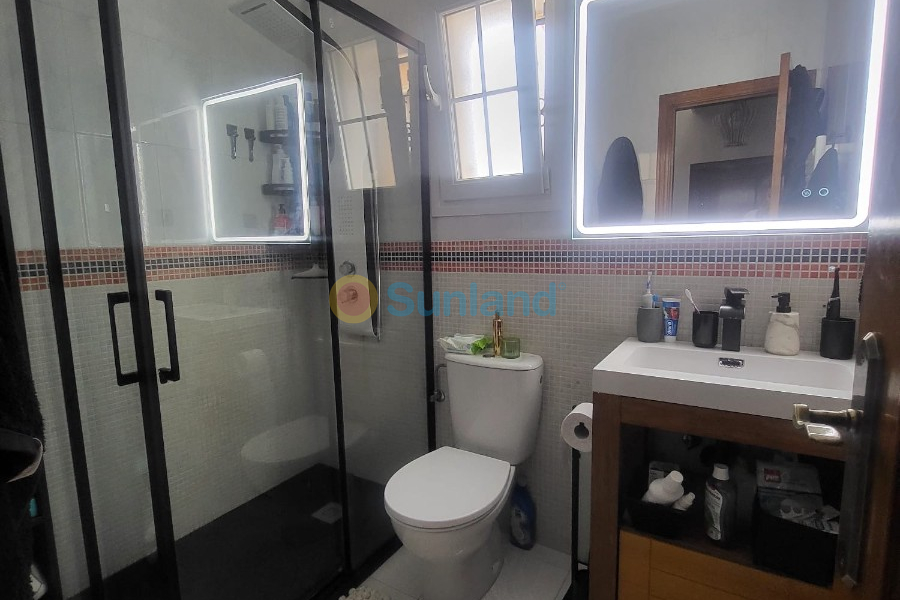 Använda fastigheter - Villa - Orihuela Costa - Villamartin