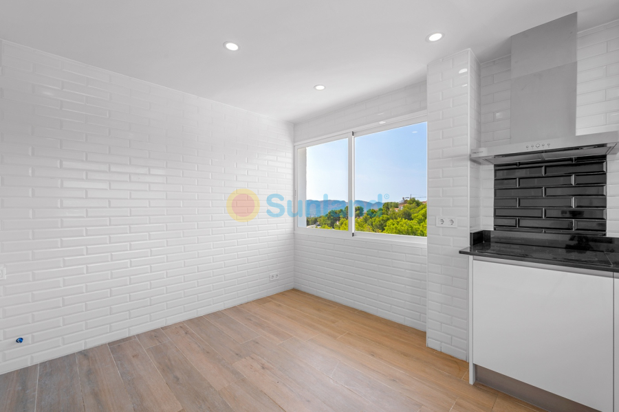 Resale - Villa - La Nucía - La nucia