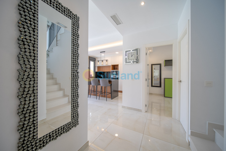 Använda fastigheter - Villa - Orihuela Costa - Lomas De Cabo Roig